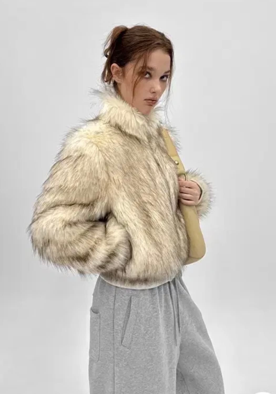 거의새거)블랙업 퍼자켓 라뷰 투톤퍼 하이넥 점퍼 미스치프 보헤미안서울  상품이미지3