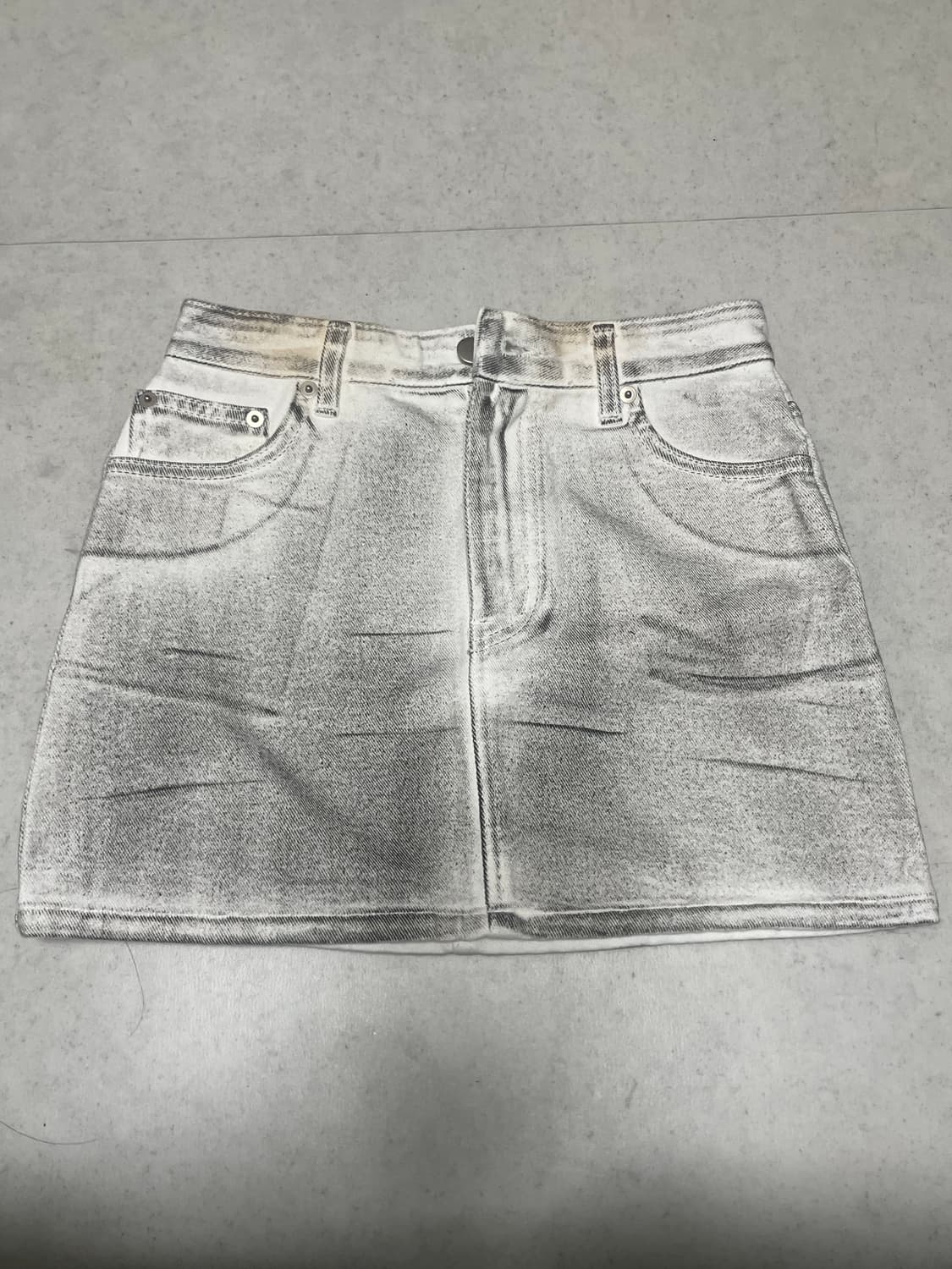 워싱 아웃 데님 미니스커트 상품이미지2