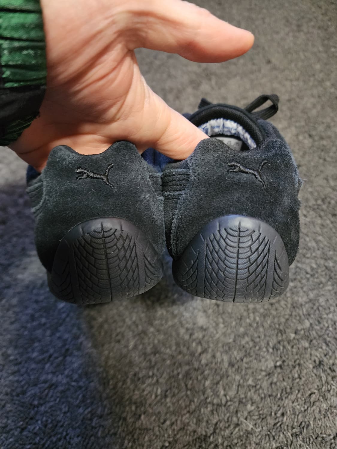 여성 푸마 스피드캣 블랙 스웨이드  225사이즈  상품이미지3