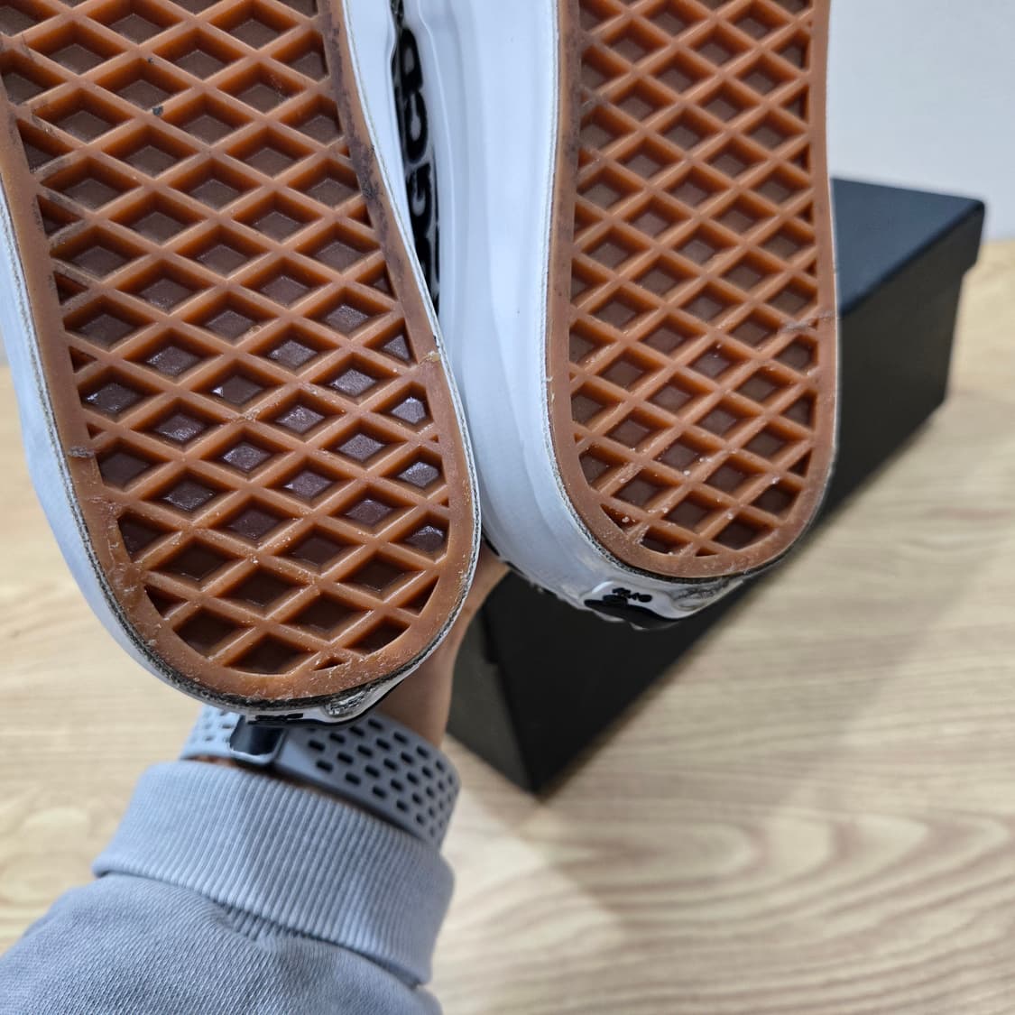 260 반스 x CDG 어센틱 OG 상품이미지9