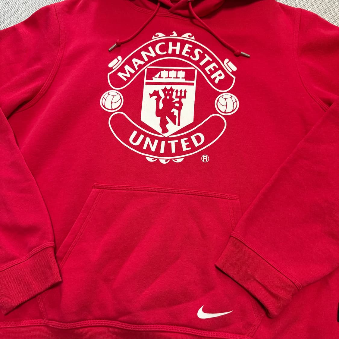 나이키 맨체스터 유나이티드 빅로고 후드티 상품이미지2