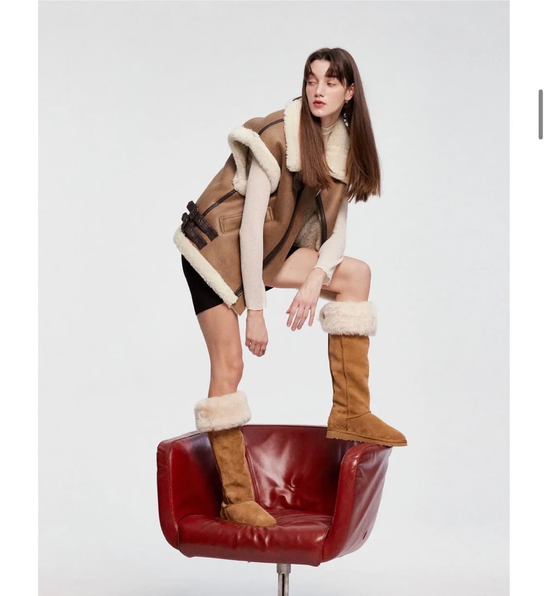 코모레비뮤지엄 부츠 어스 상품이미지1