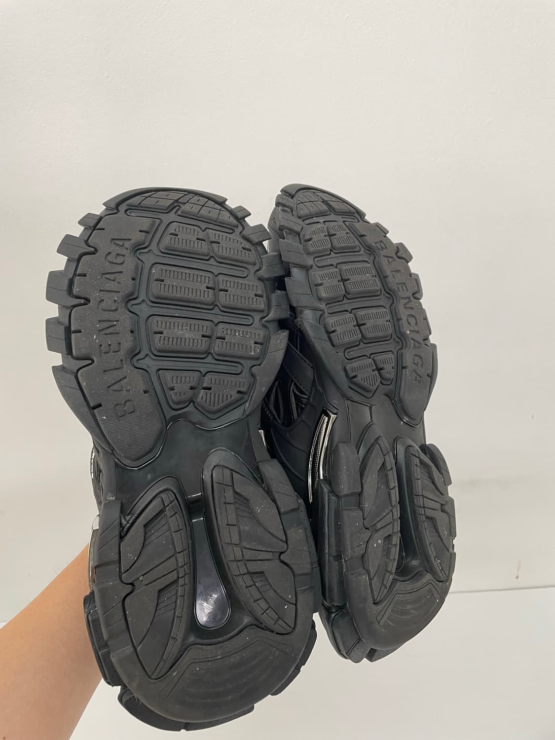 [41] 발렌시아가 트랙2  상품이미지5