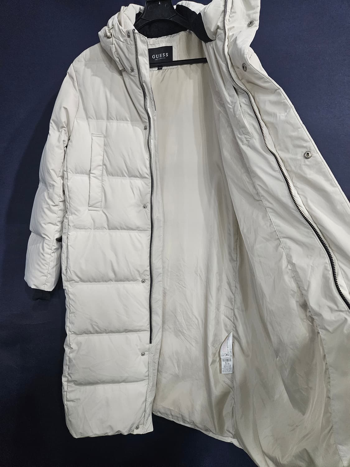 게스 아이보리컬러 남성 105 덕다운 롱패딩  상품이미지8