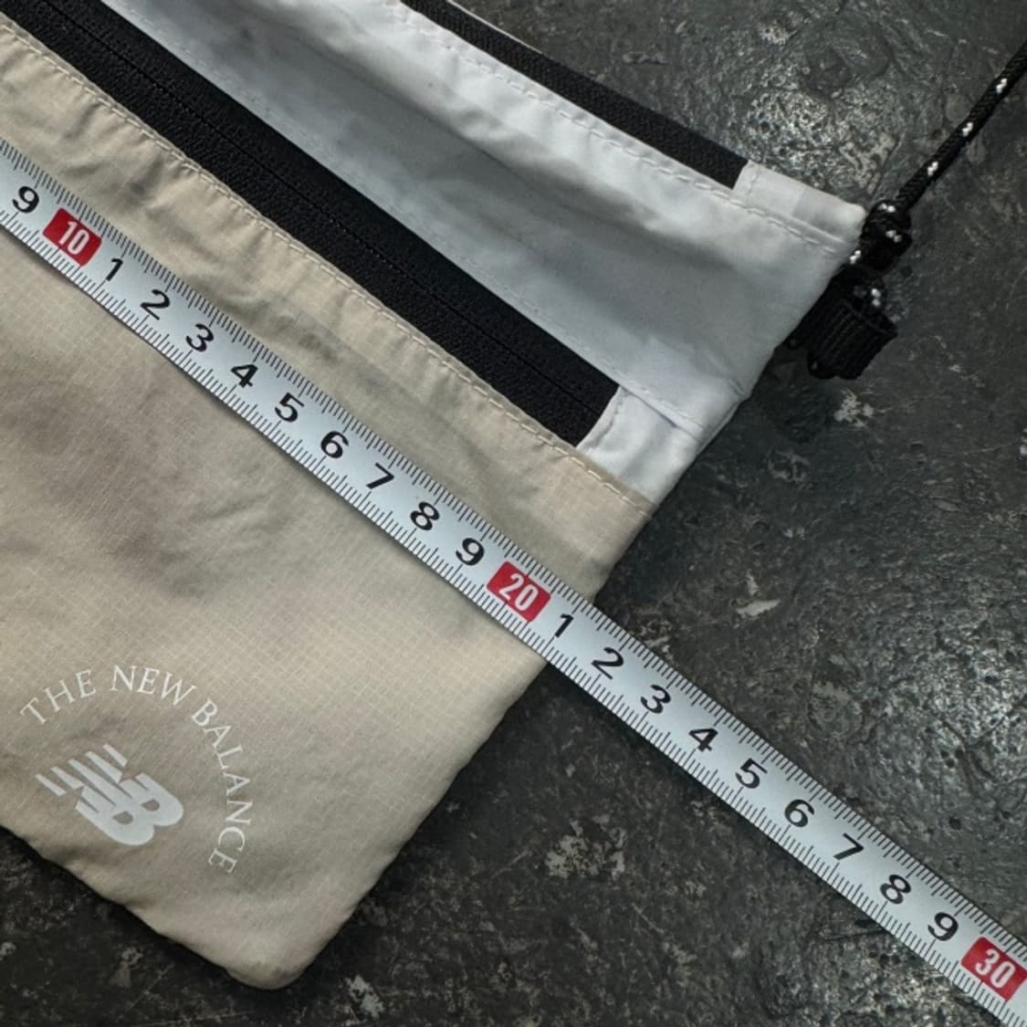 뉴발란스 크로스백 미니 상품이미지7