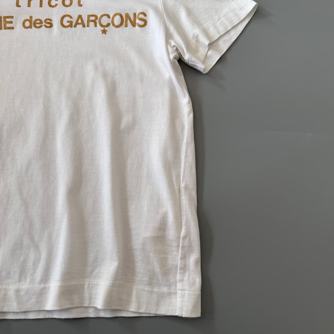 트리콧꼼데가르송 comme des garcons 로고 반팔 티셔츠 상품이미지4