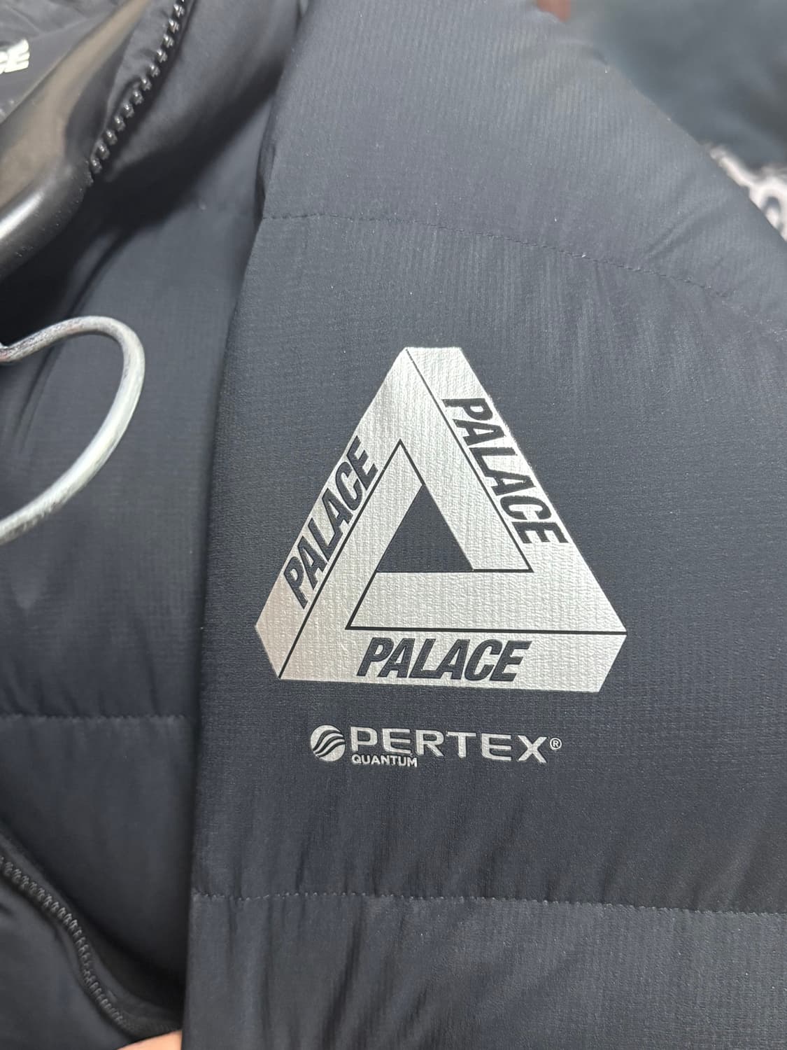 팔라스 퍼텍스 매트 바라클라바 푸파 블랙 23FW S 상품이미지4
