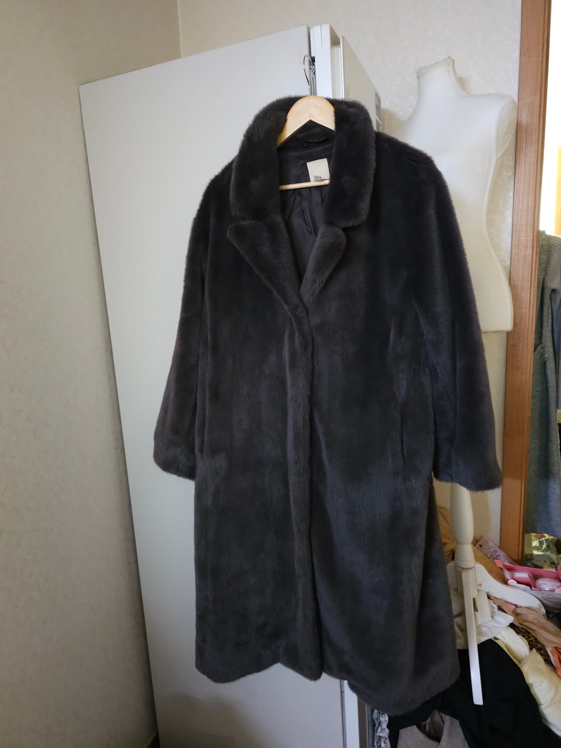 H&M 에이치앤엠 퍼 롱코트 상품이미지1