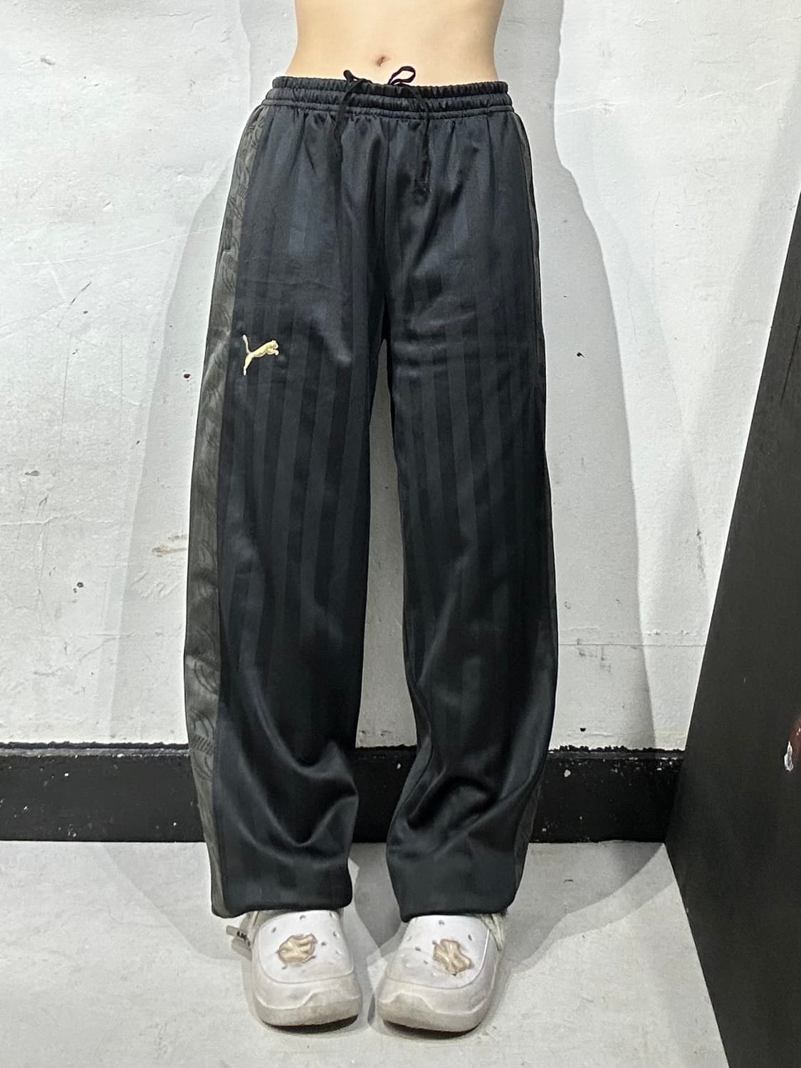 푸마 블랙 사이드 라인 댄스 추리닝 트레이닝 와이드 팬츠 M 상품이미지2