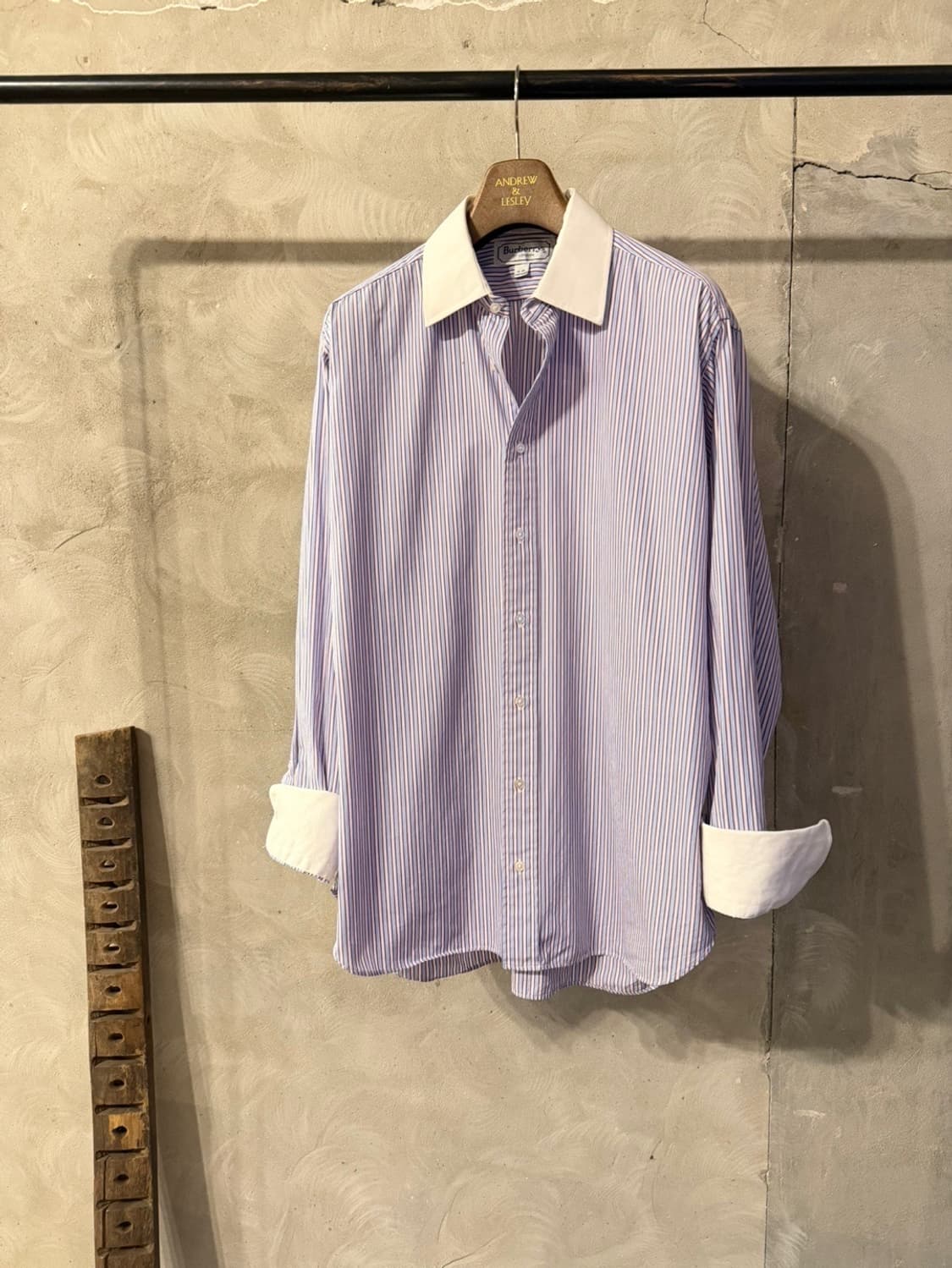 버버리 클레릭 셔츠 105 상품이미지1