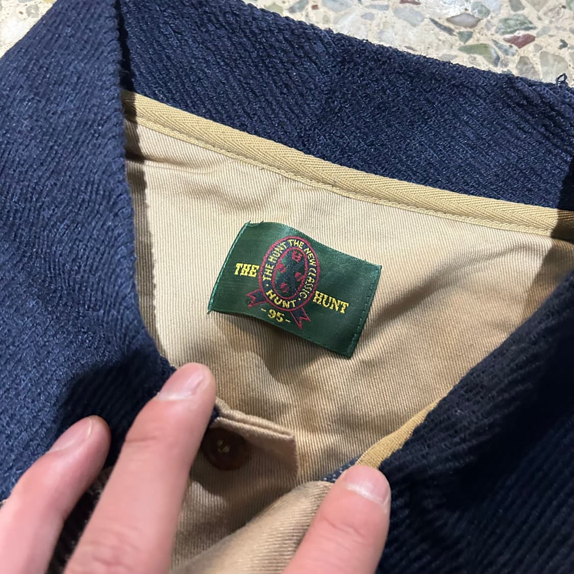 더헌트(The hunt) 스트라이프 카라티 상품이미지4