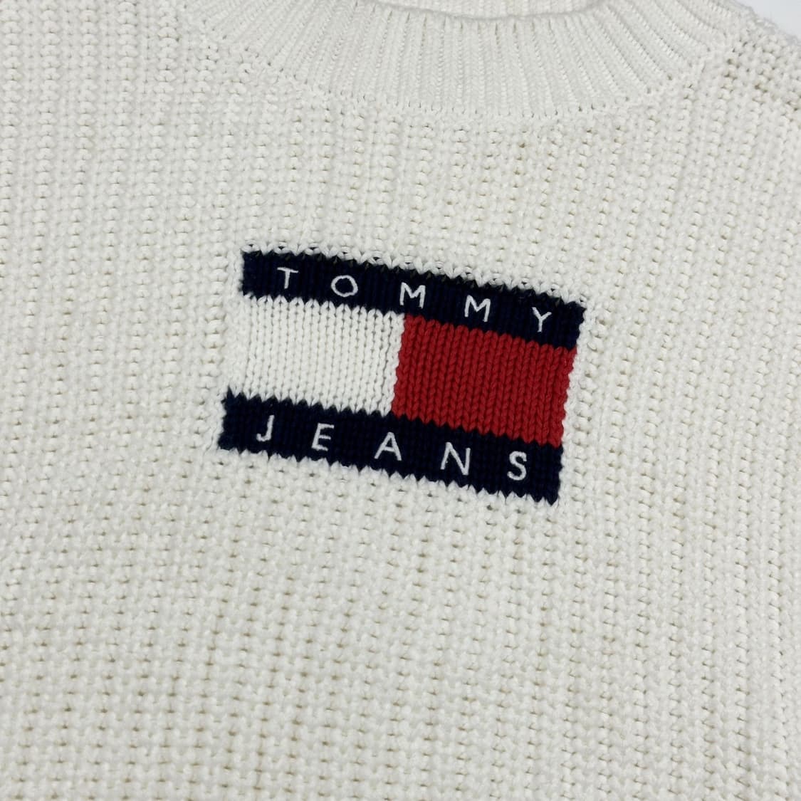 타미힐피거 플래그 화이트 크롭 니트 (M 여성추천) 상품이미지3