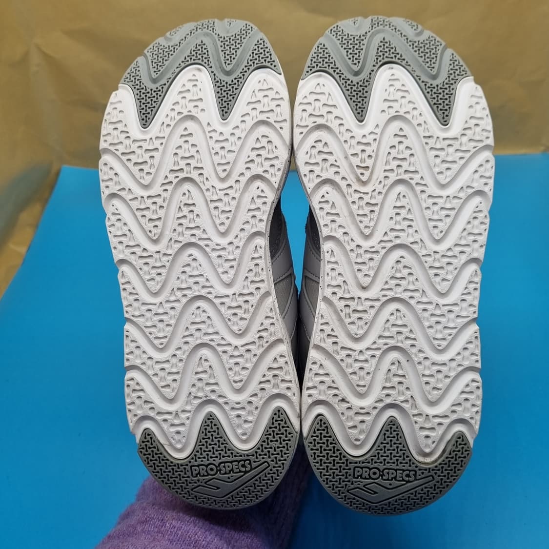 프로스펙스 케이나인 여성운동화240  상품이미지3