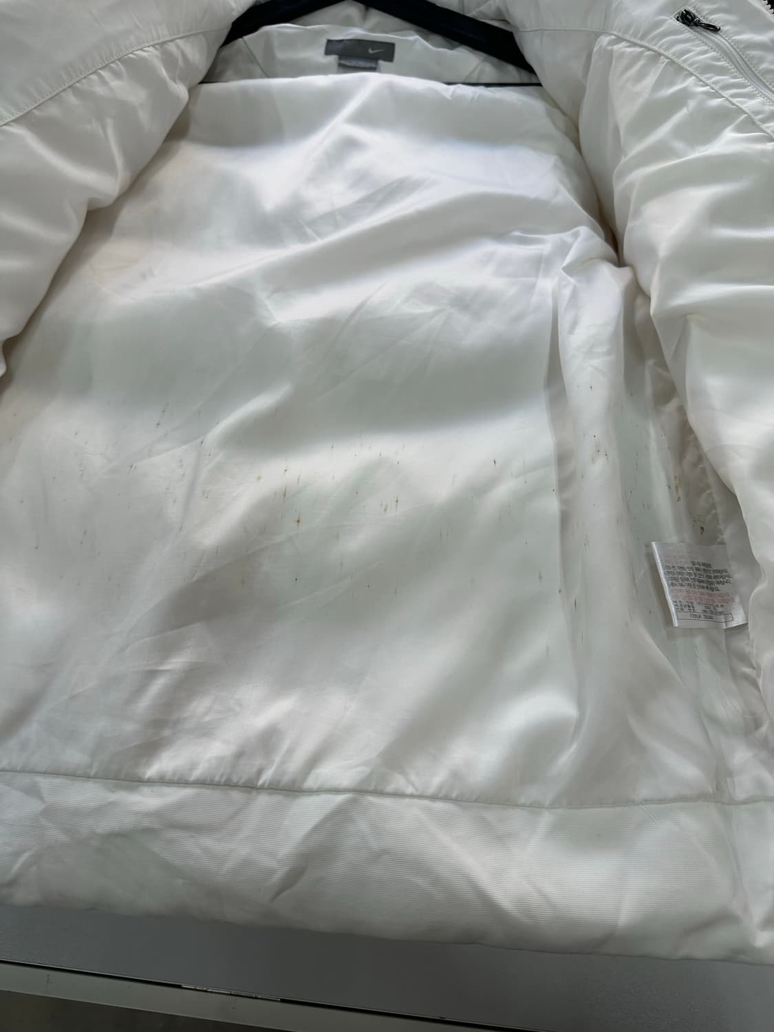 나이키 뉴챔프 스우시 패딩 화이트 상품이미지6