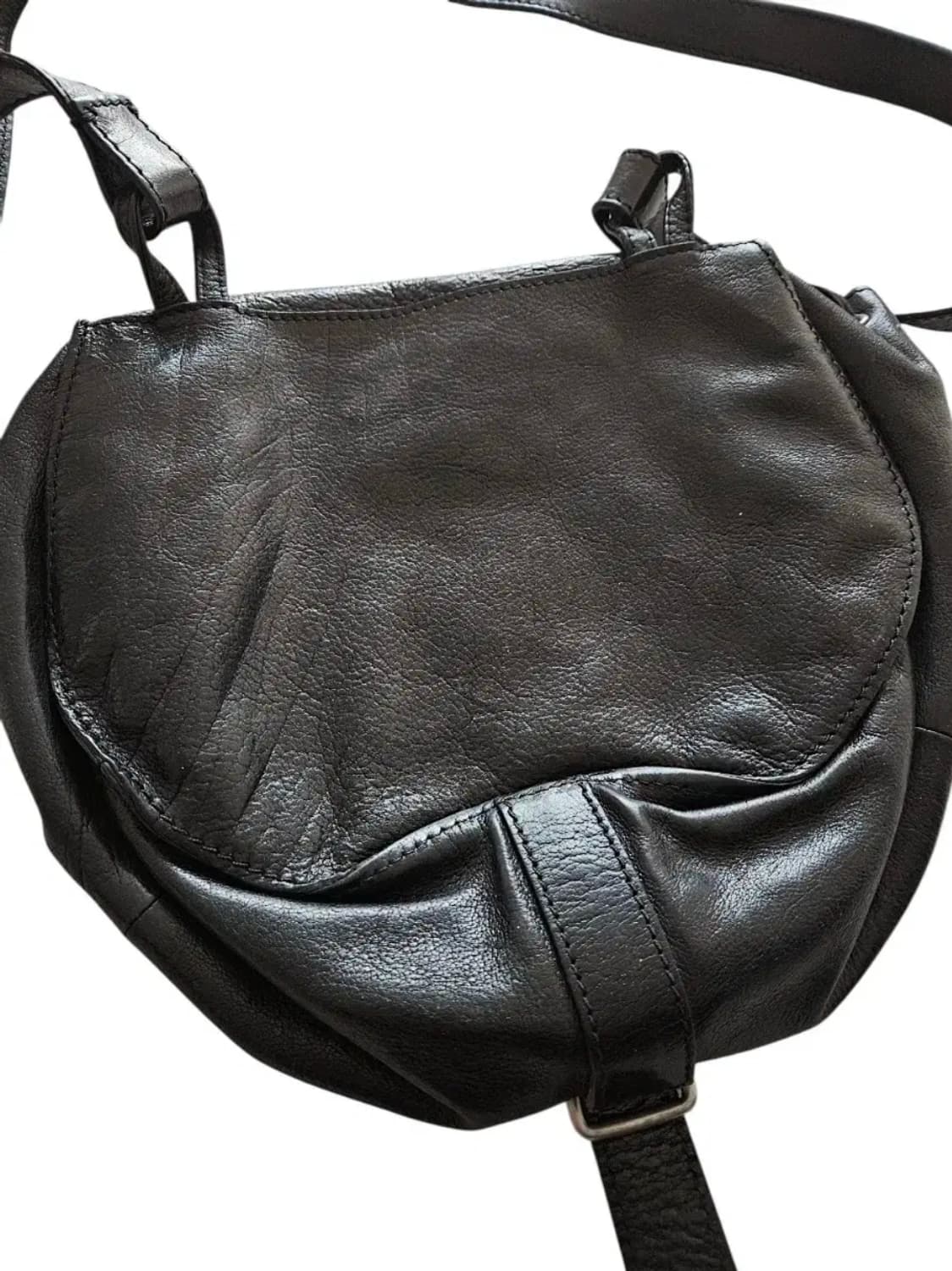 드리스 반노튼 소가죽 숄더백 상품이미지5