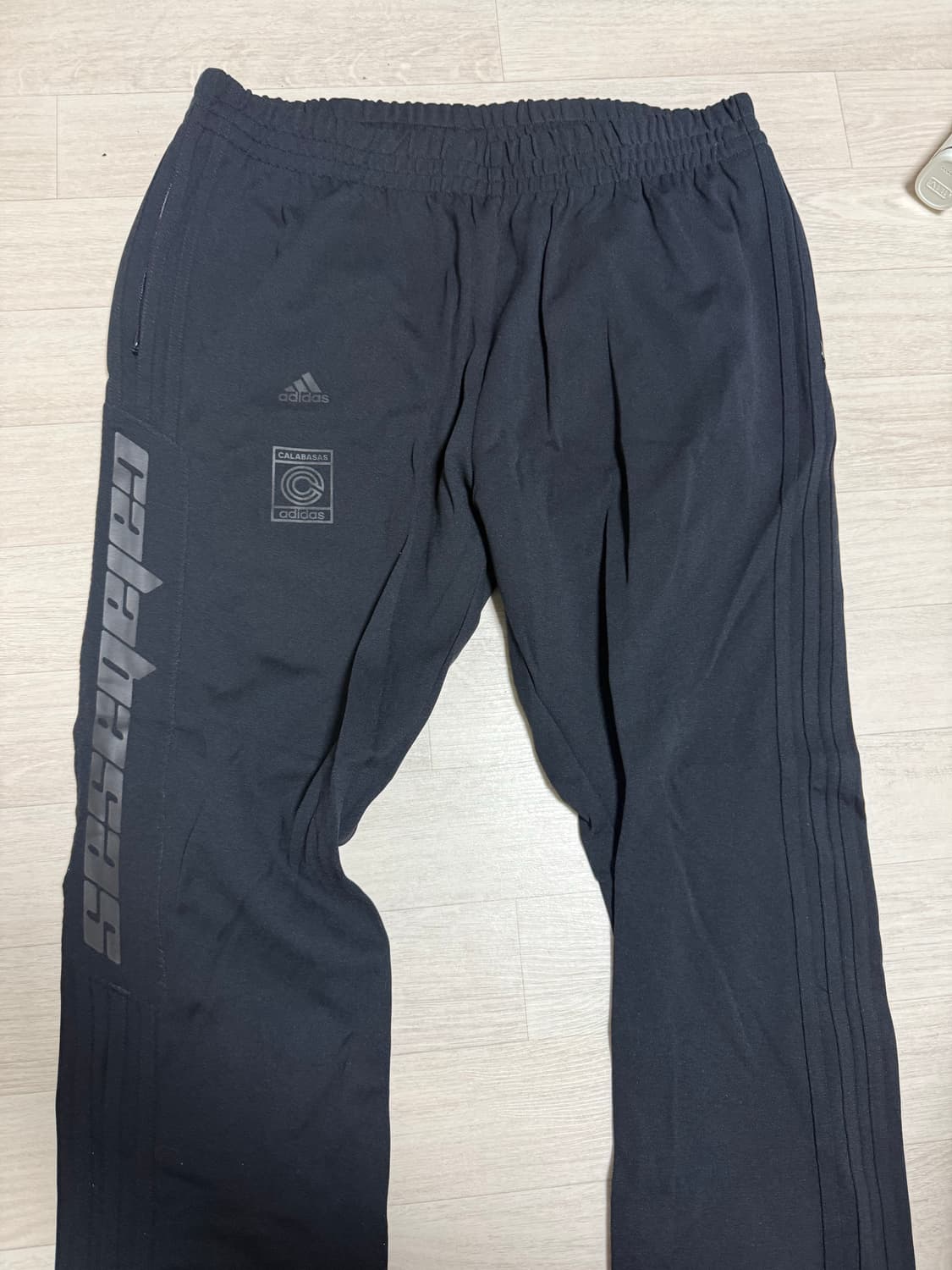 칼라바사스 아디다스 트랙팬츠 해외L 블랙 cv8357 상품이미지1