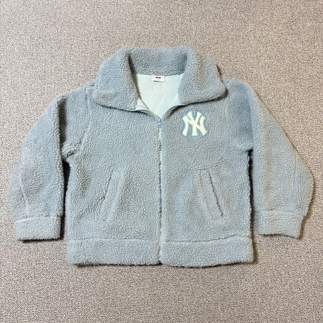 [정가 18만원] MLB 양털 후리스 여성용 상품이미지1