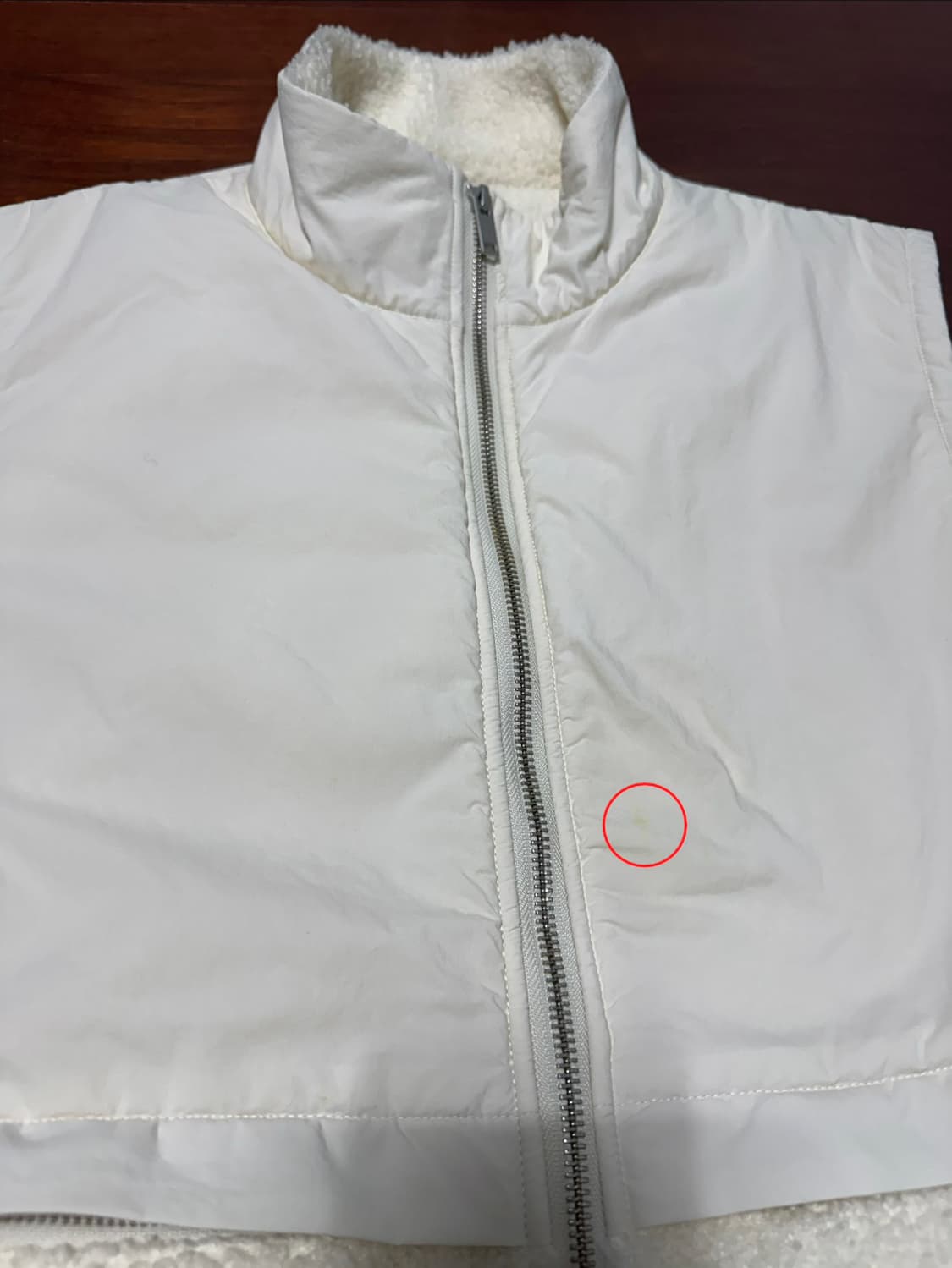 COS 콘트래스트 패널 질레 후리스 베스트 regular 상품이미지6