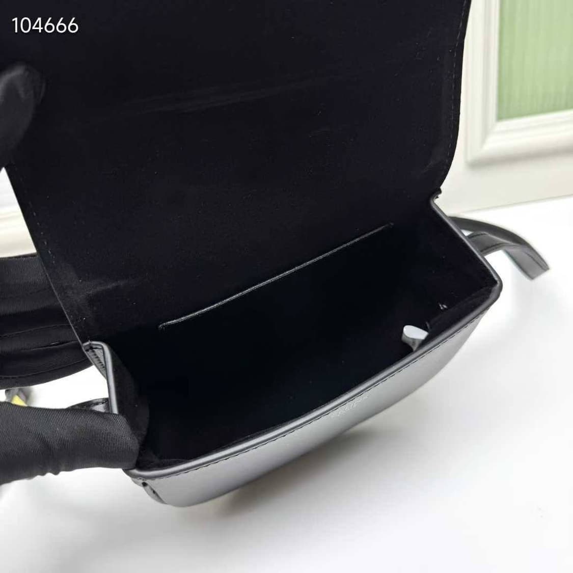 셀린느(Celine) 퀴르 트리옹프 폴코 백 상품이미지9