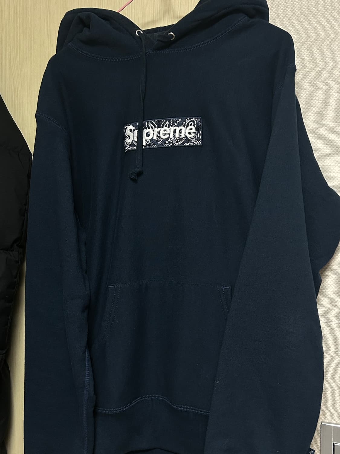 슈프림 반다나 박스후드 상품이미지1