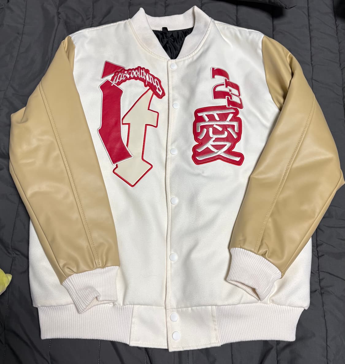 사랑애 자수 바시티 자켓 상품이미지1