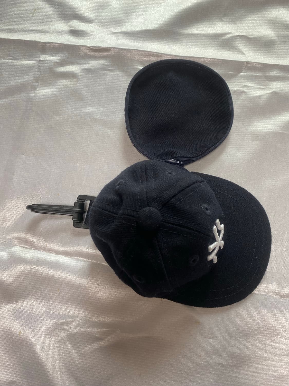 뉴에라) MLB 뉴욕 양키s 캡 파우치  상품이미지6