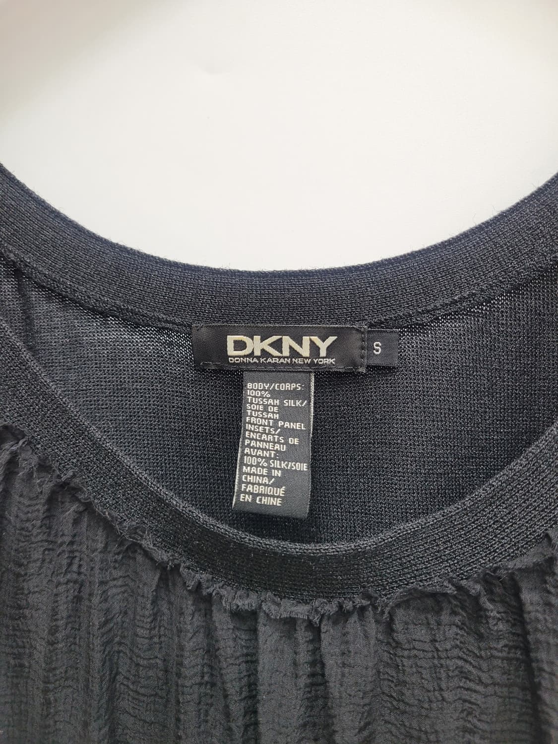 DKNY 도나카란뉴욕 실크 시스루 슬리브리스 / 여 S 블랙
 상품이미지7