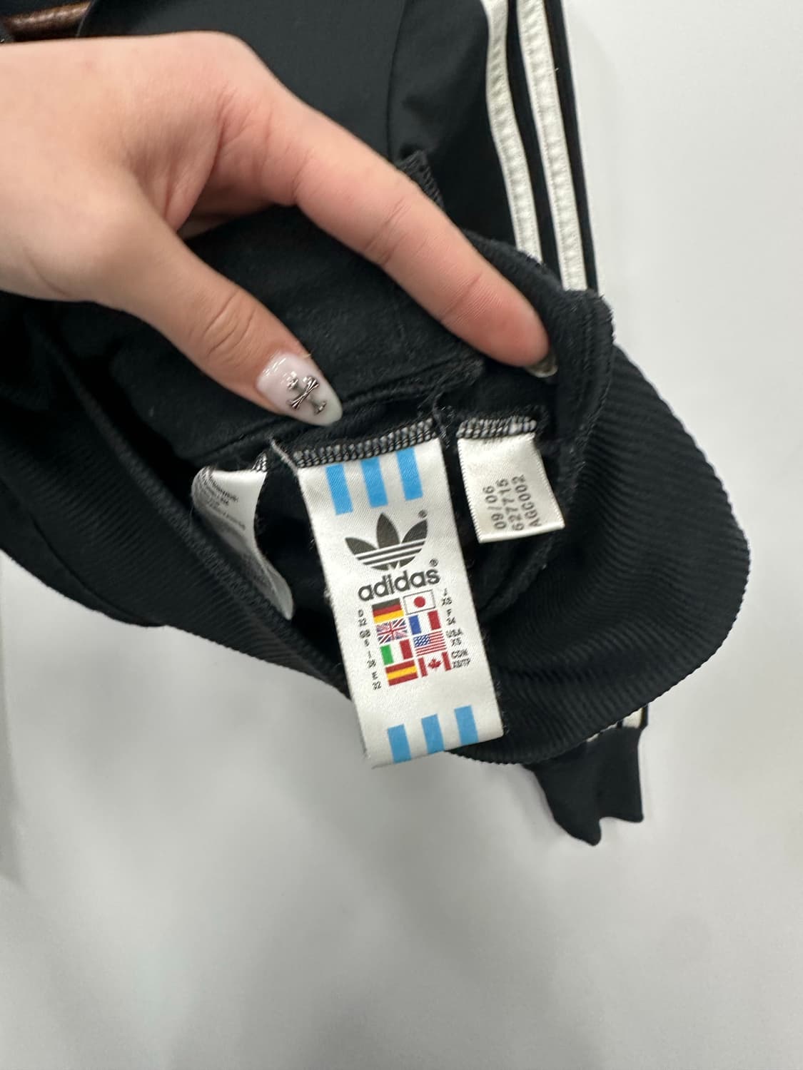 아디다스 블랙 구파이어버드 져지 트랙탑 상품이미지3