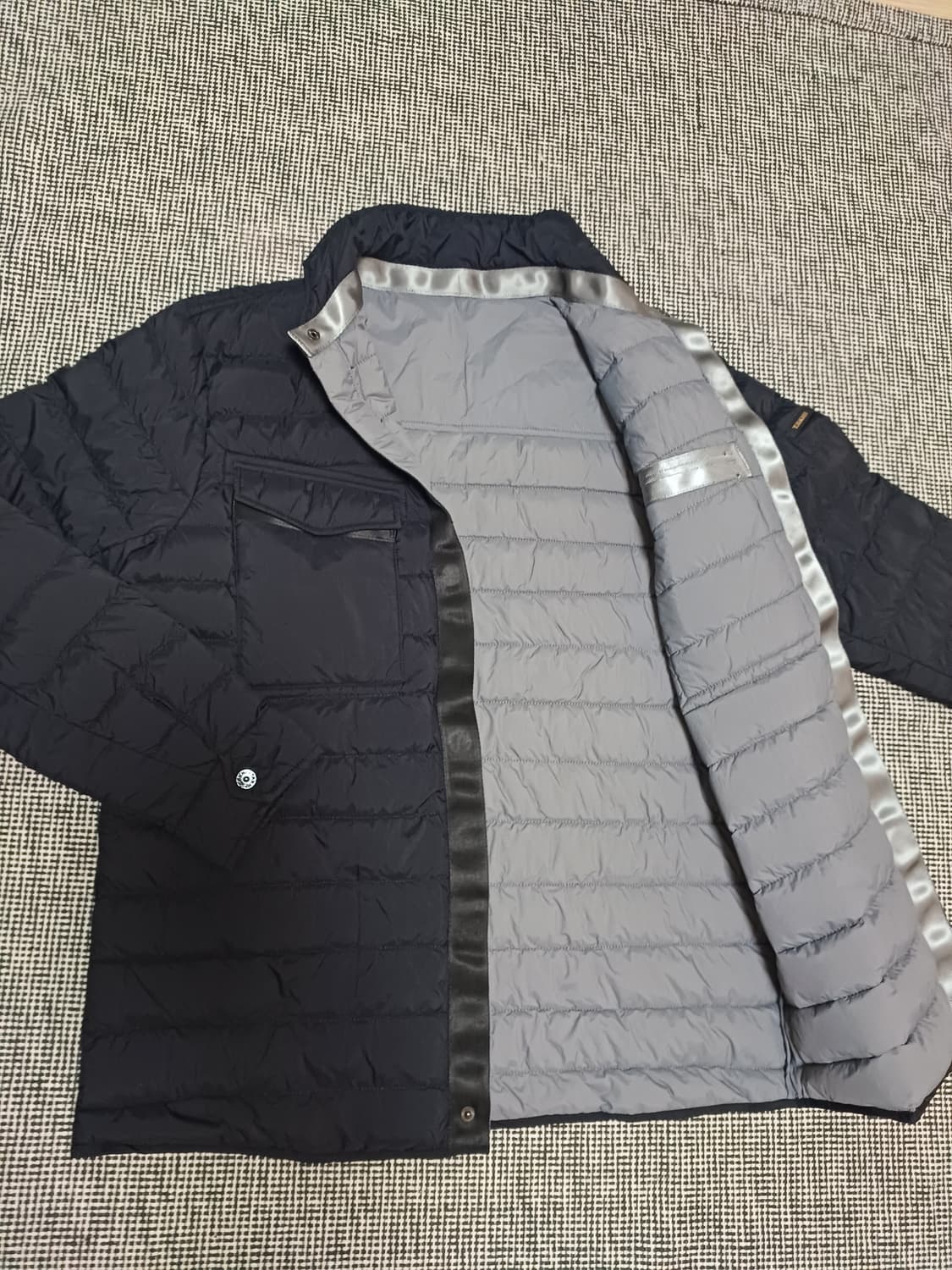 타키(TAKHI)**의 정품 오리털 경량 패딩 재킷  상품이미지3