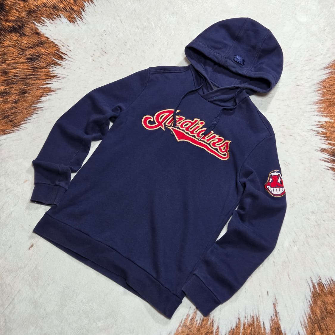 MLB 인디언스 네이비 후드티 상품이미지1