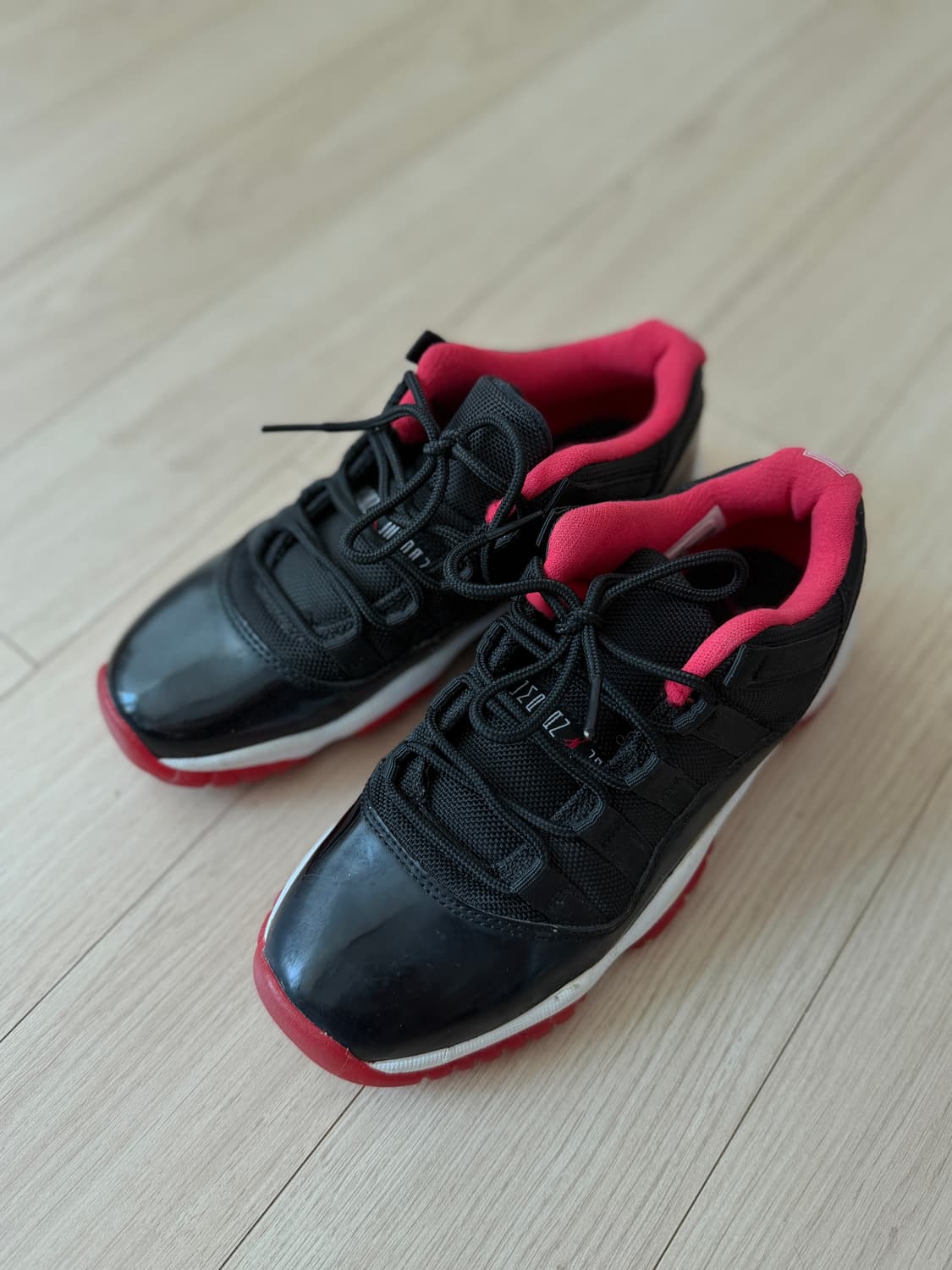 에어조던 11 레트로 브레드 (박스O) 4y 230 상품이미지2