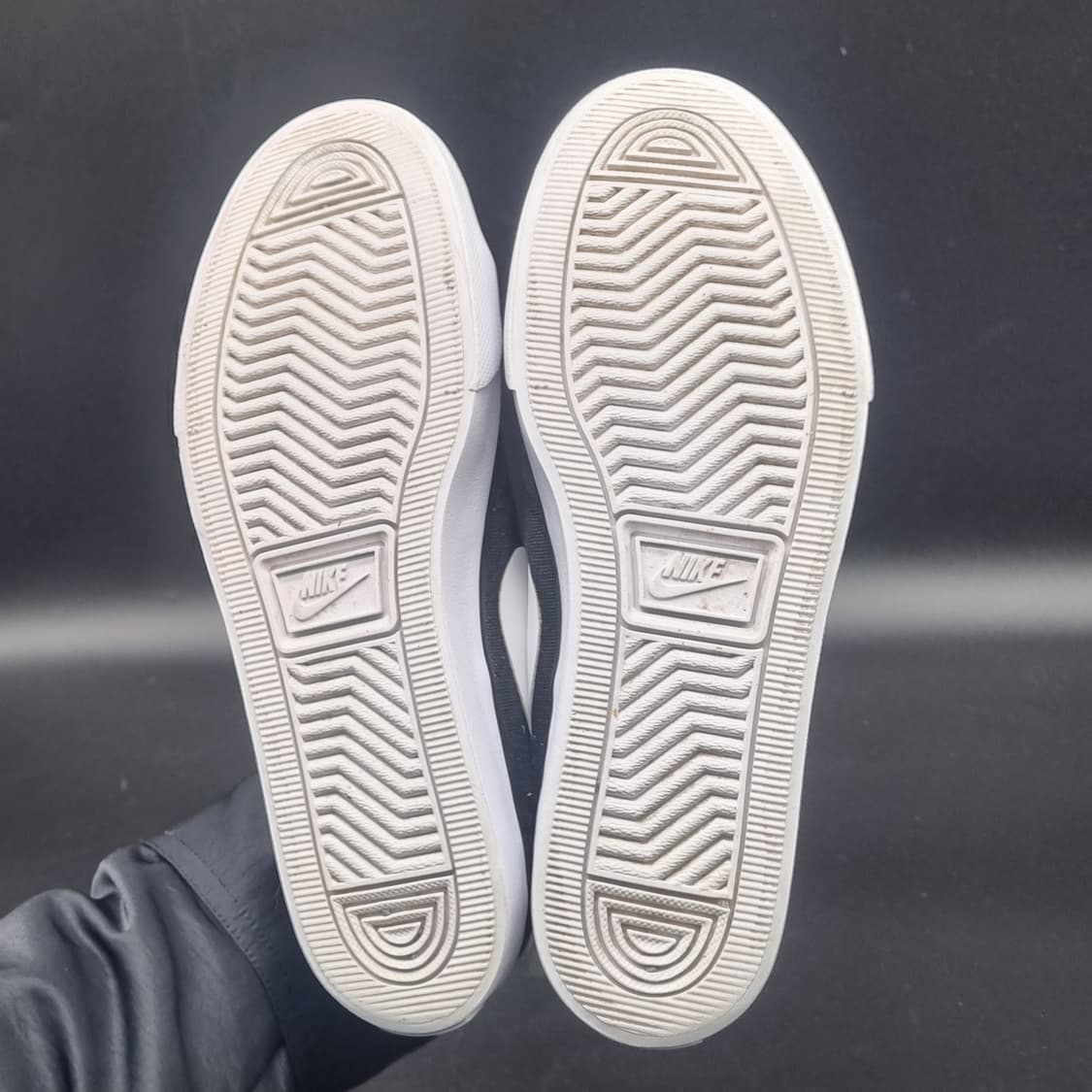 나이키 코트 캔버스 여성스니커즈240  상품이미지3