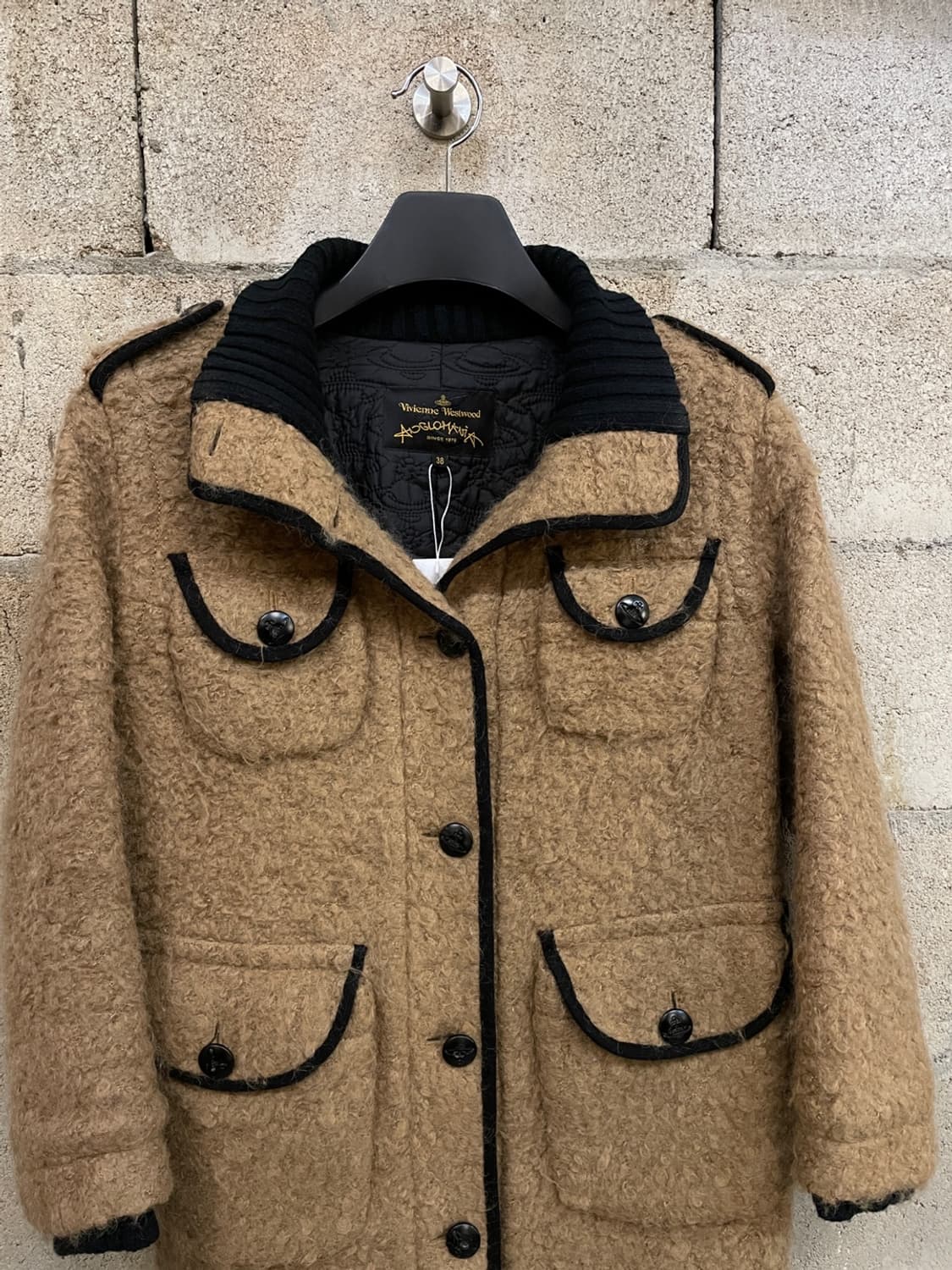 비비안 웨스트우드 부클 자켓 상품이미지2