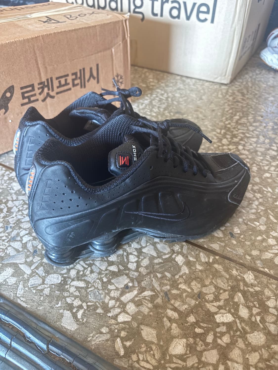 (W)나이키 샥스-275size 남자 265~270 상품이미지2