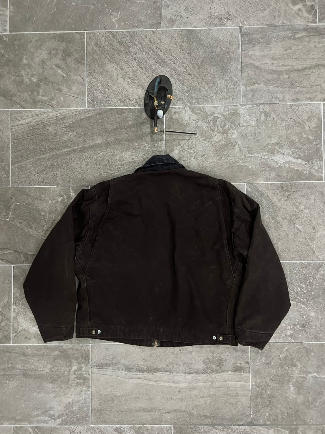 ( XL) 칼하트 디트로이트 자켓 J97 DKB 다크브라운 상품이미지2