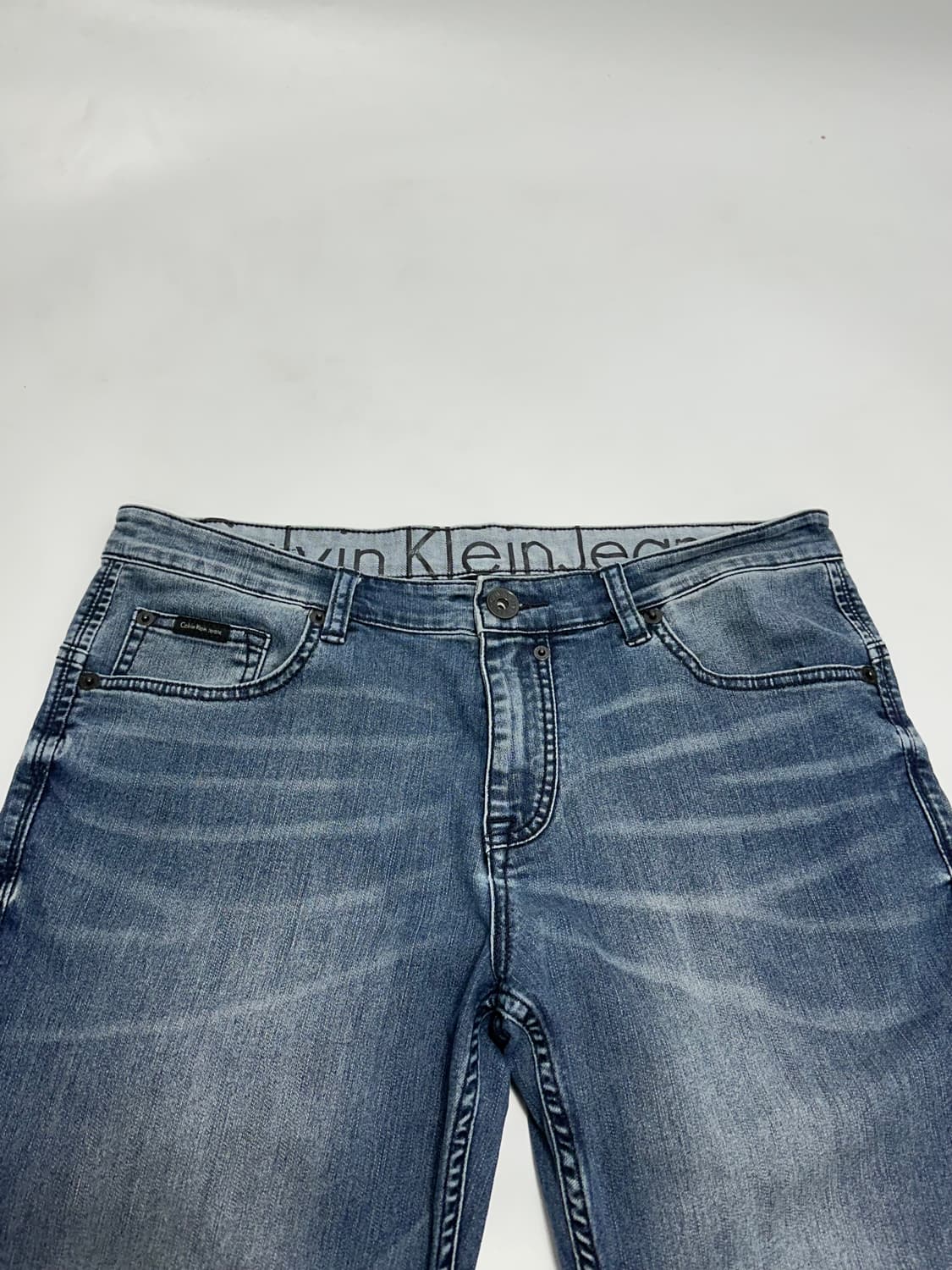 캘빈클라인 진스 미드블루 바디 스키니진 남자 청바지 상품이미지2