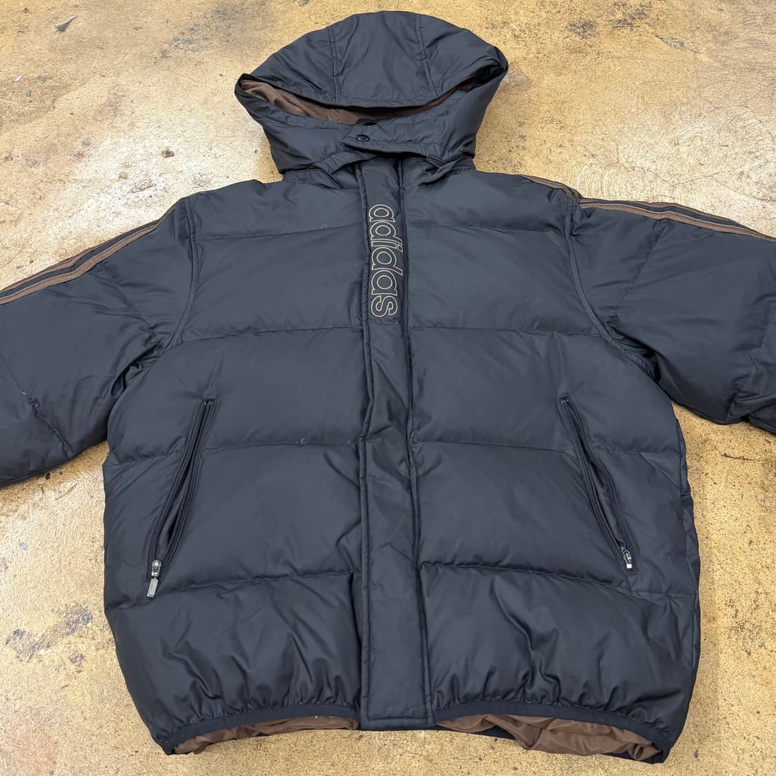 아디다스 블랙 브라운 패딩 95 상품이미지3