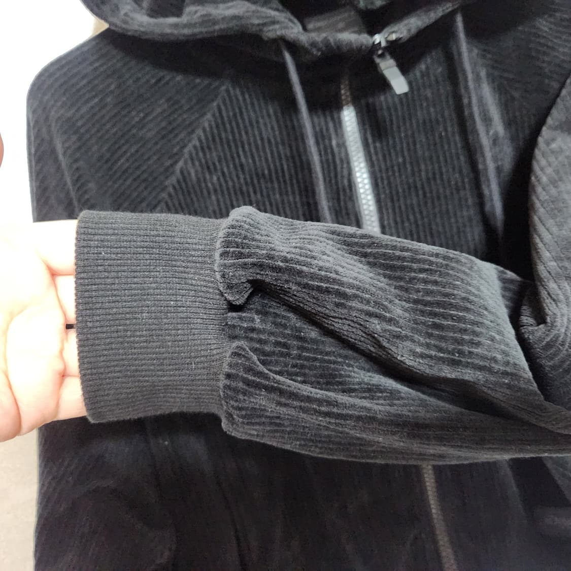 디스커버리 코듀로이 크롭 후드집업 85 상품이미지5