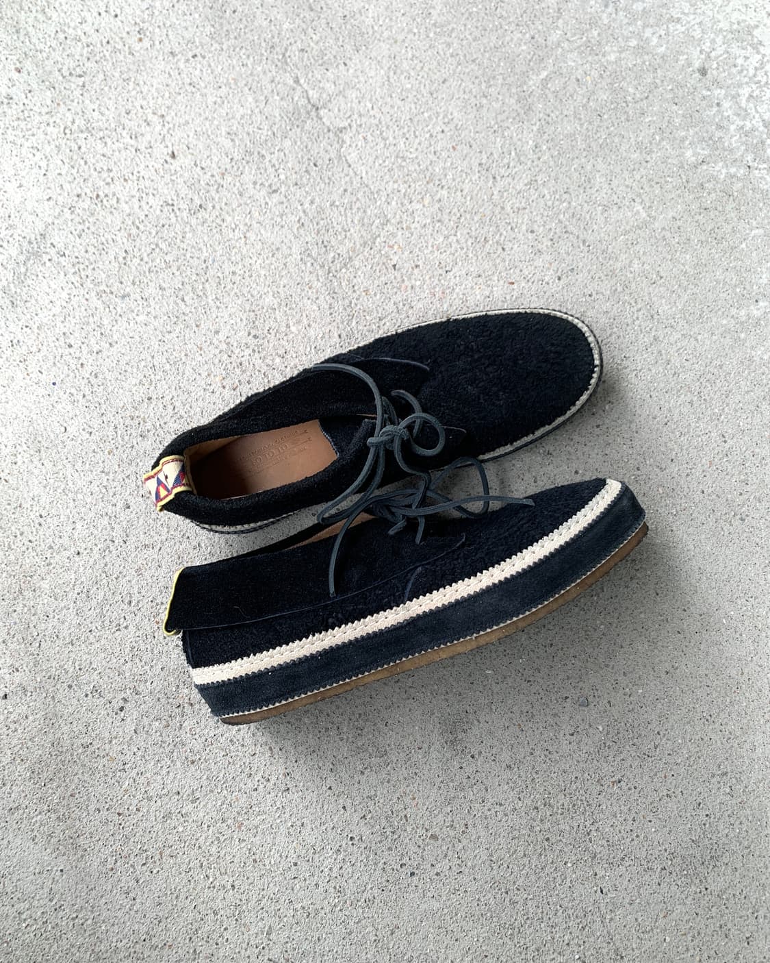  사스콰치패브릭스 스웨이드 구두 상품이미지1