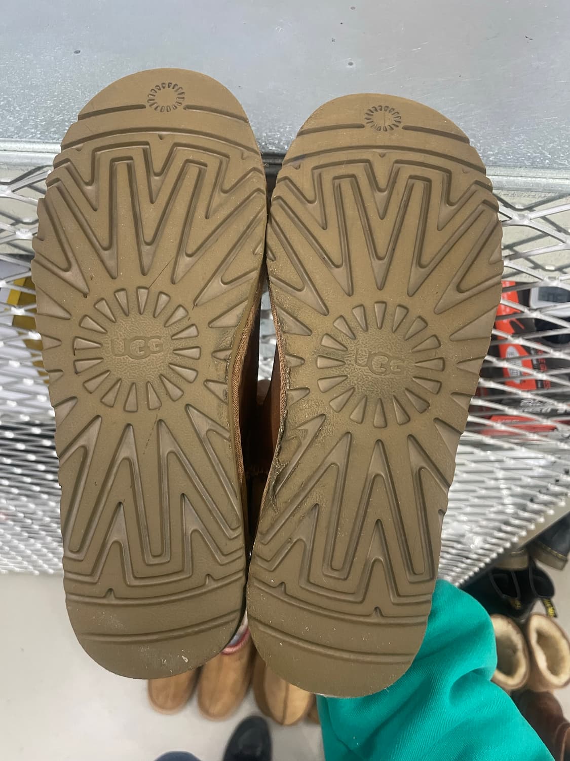 어그 울트라 미니 체스트넛 260 상품이미지6