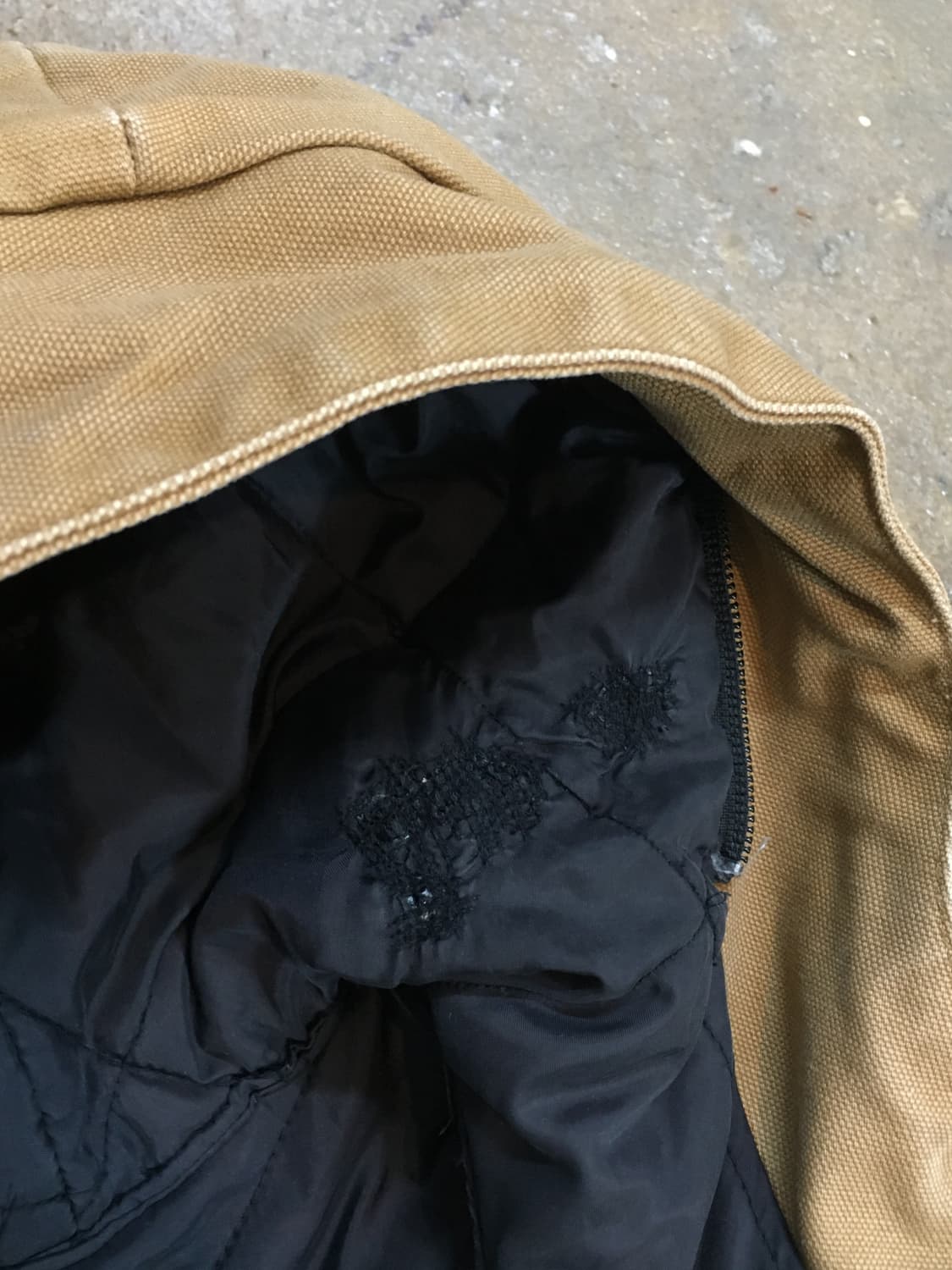 칼하트 시베리안 파카 상품이미지10