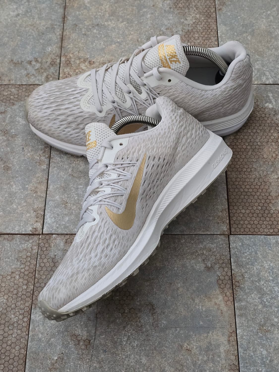 (240)나이키 줌 윈플로 5  상품이미지5