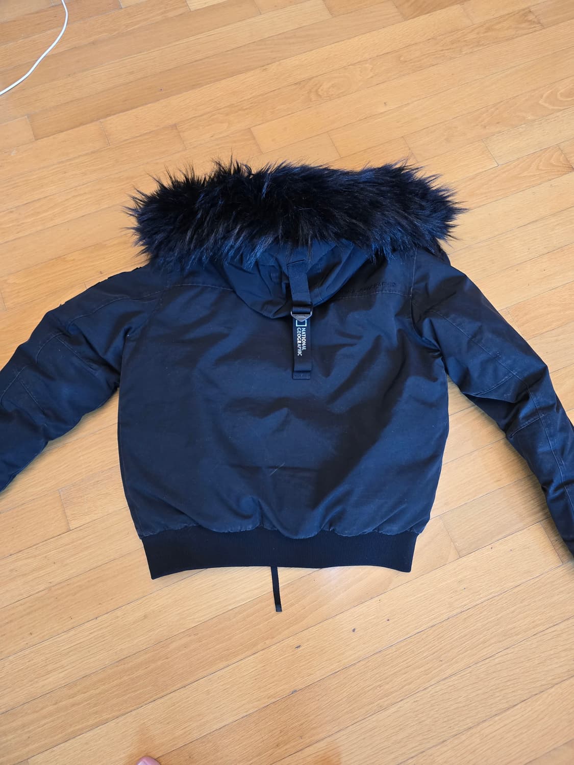 네셔널지오그래픽 블랙 유틸리티 숏패딩M 판매 상품이미지2