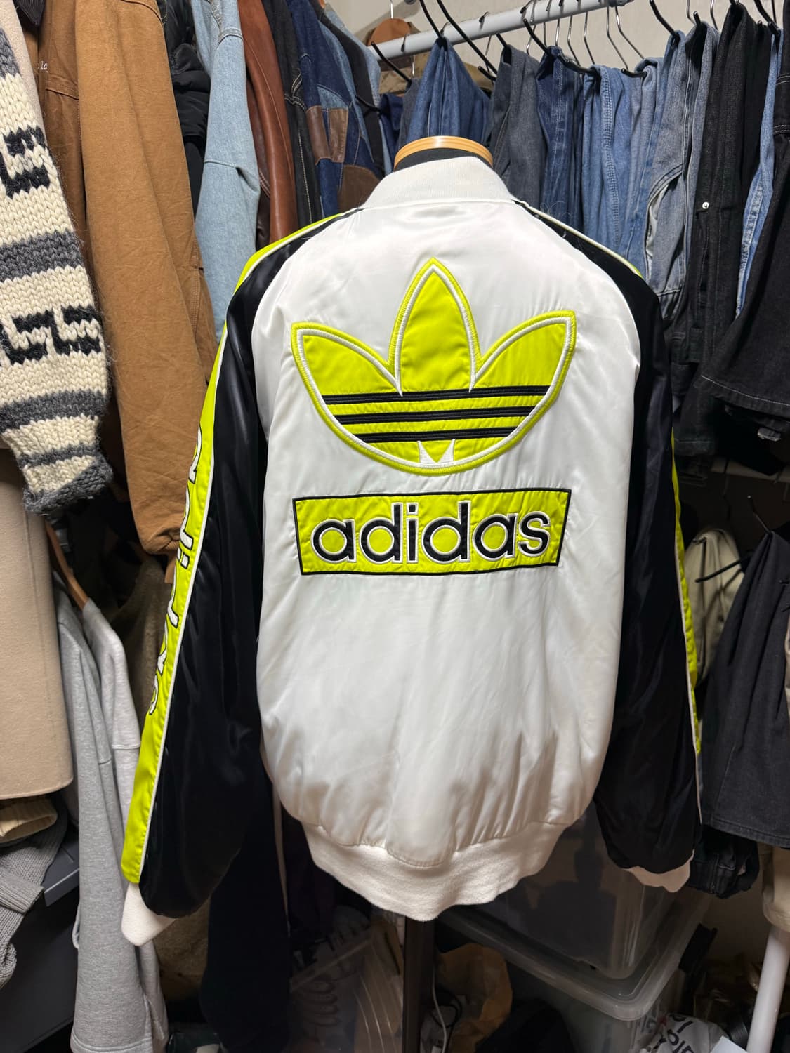 [L] 아디다스 재팬 스타디움 바시티 패딩 자켓 상품이미지6