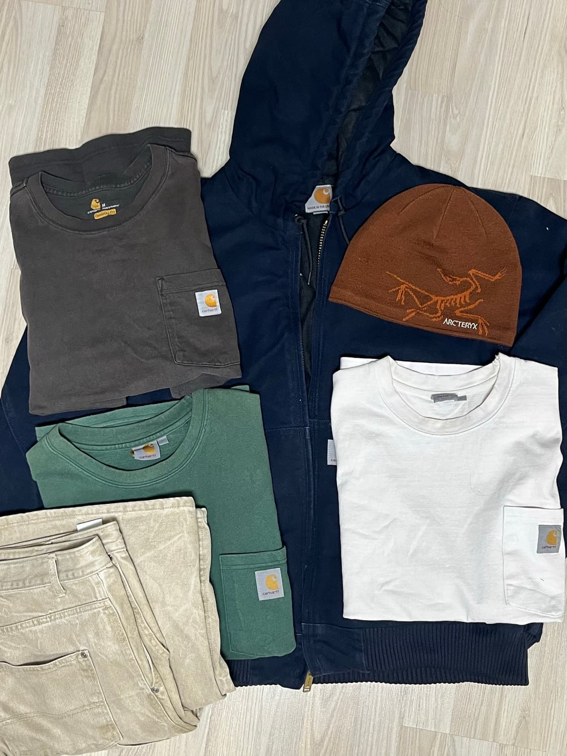 칼하트 j140 자켓 + 아크테릭스 비니  +티셔츠 세트 상품이미지1