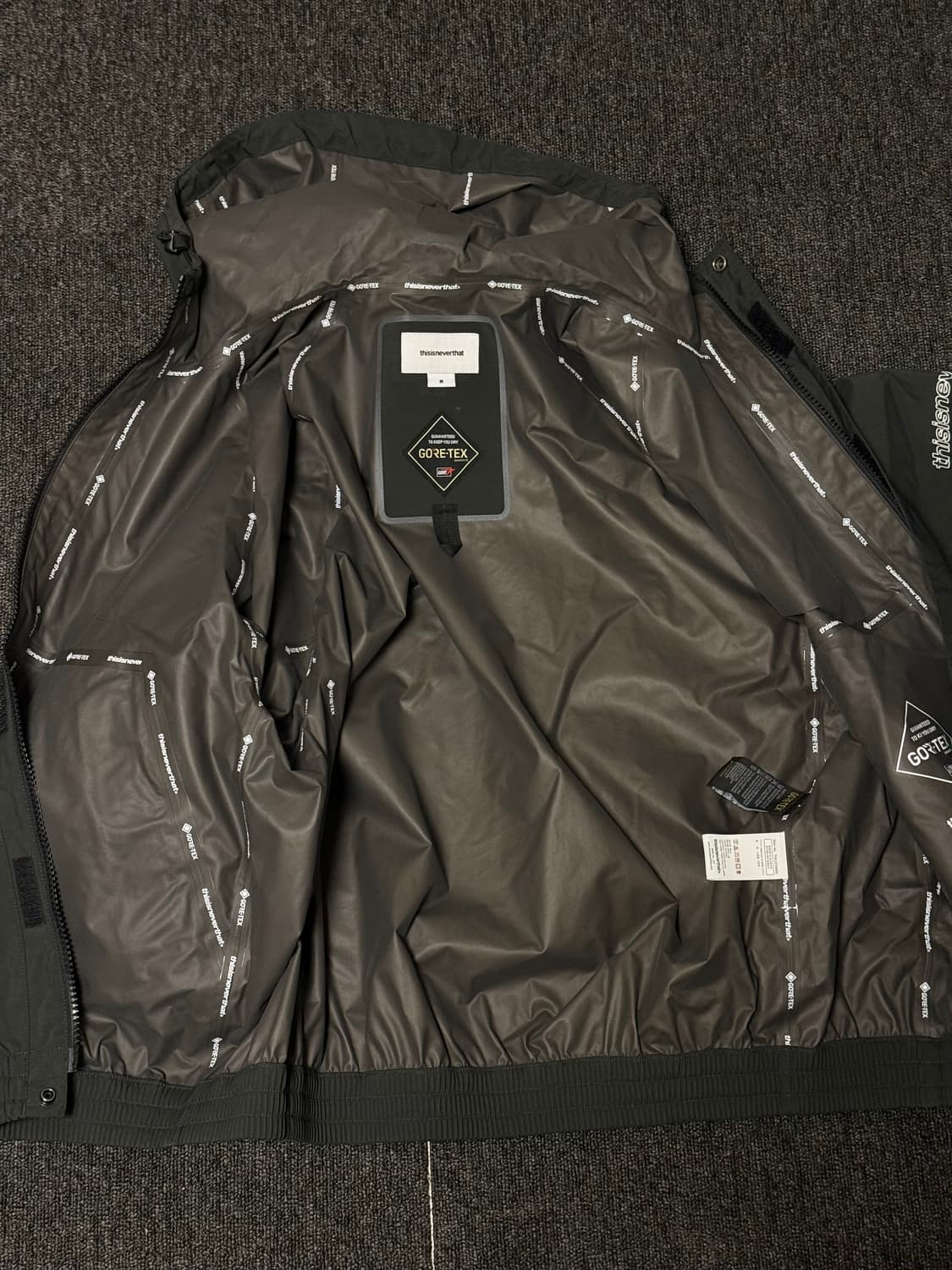 [M] 디스이즈네버댓 고어텍스 바람막이 자켓 블랙 상품이미지3