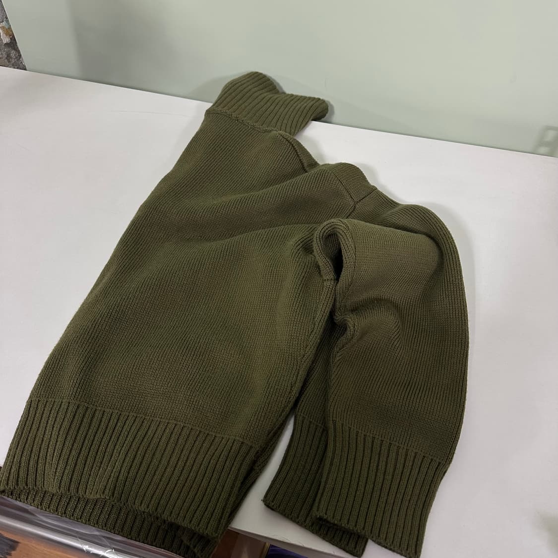 우먼FREE 자라 카키 투포켓 하이넥 반집업니트 상품이미지6