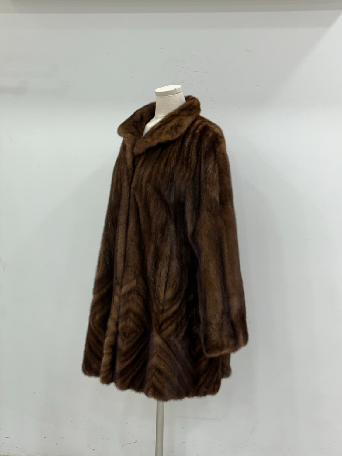 진도 모피 사가밍크 코트 상품이미지4