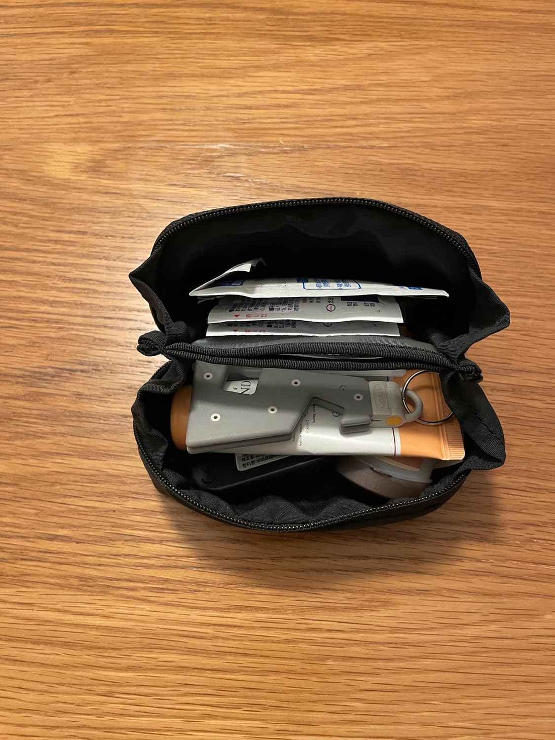 무인양품 크게 열리는 파우치 그레이S 상품이미지5