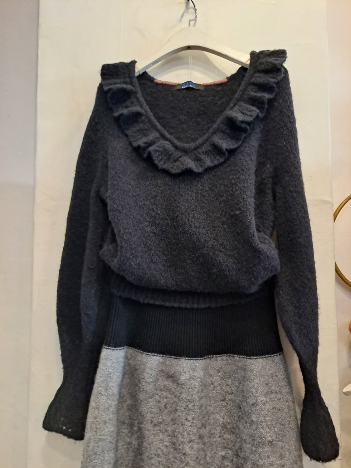 SJYP 프릴니트. 디자이너 램스울 니트스커트 상품이미지2